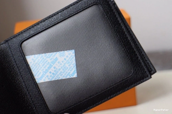 LOUIS VUITTON AMERIGO WALLET 0823